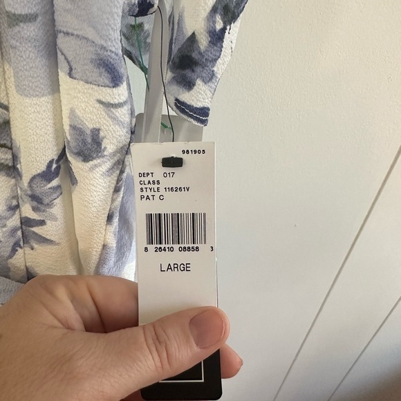 NWT A. Byer Hi Lo Off Shoulder Blue and White Floral Women’s Dress Size Large - Picture 8 of 16